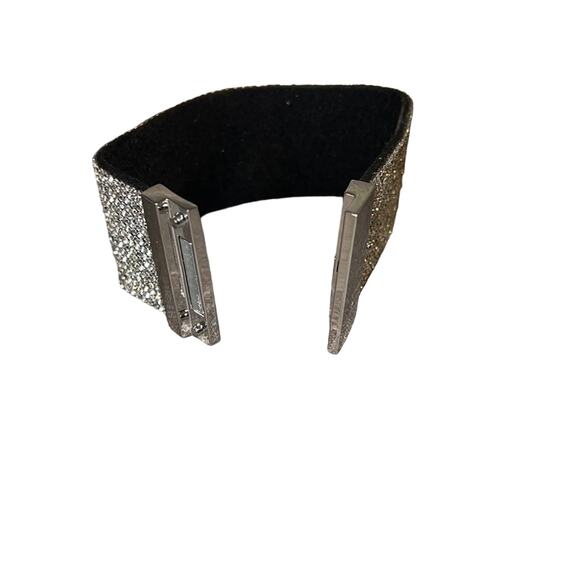 Free Press Beaded Chain Faux Leather Bracelet 7.75” Magnetic Closure - Picture 6 of 7